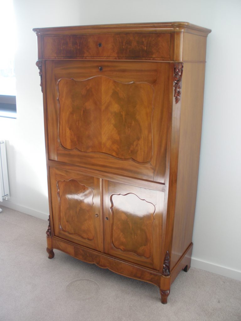 mahonie klepsecretaire